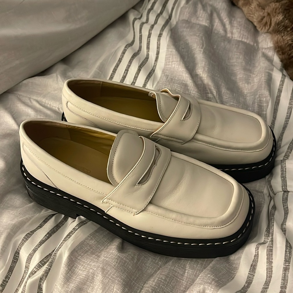 Brand new Tony Bianco loafers